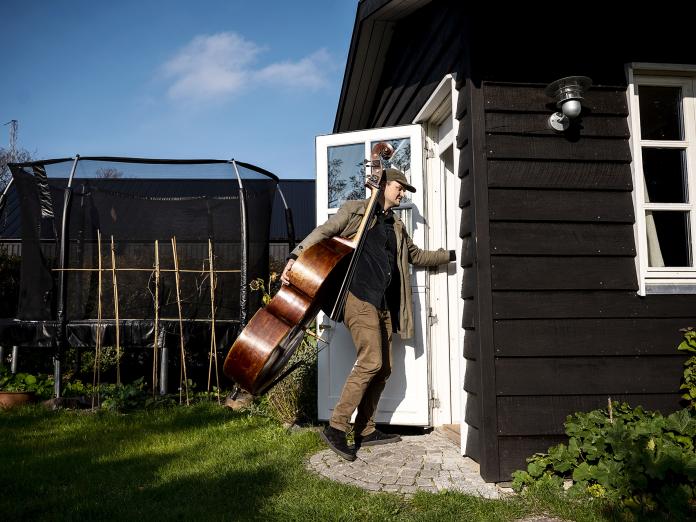 Richard Andersson med kontrabas