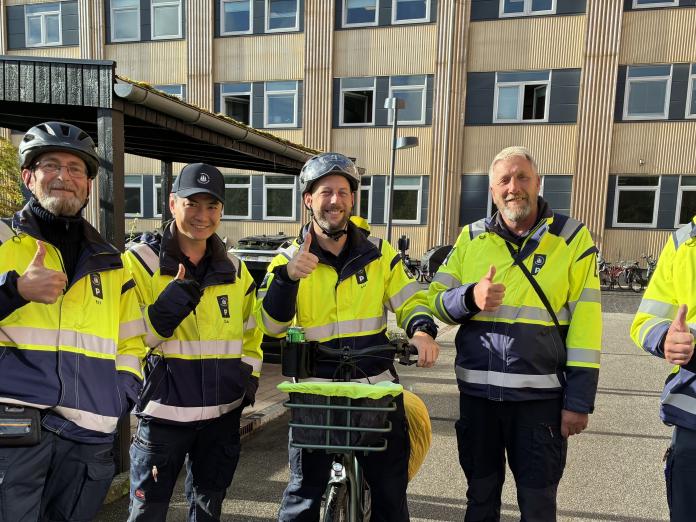 Kommunens P-vagter er gerne kontrollanter ved Cyklistprøven