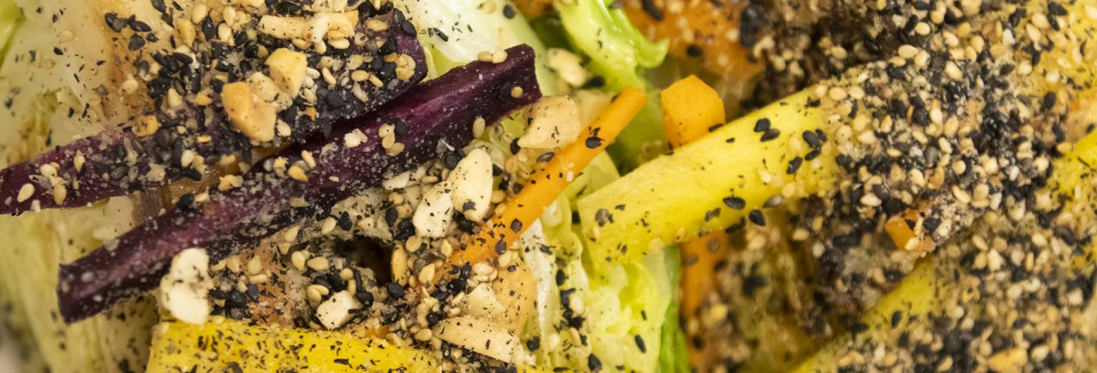 Spidskål og dukkah