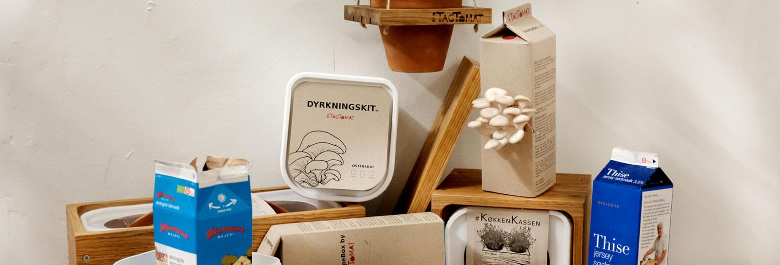 Et udvalg af Tagtomats produkter med upcyclede materialer.